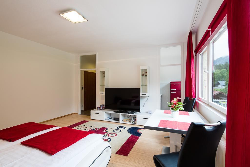 W & S Executive Apartments - Обертраун Экстерьер фото