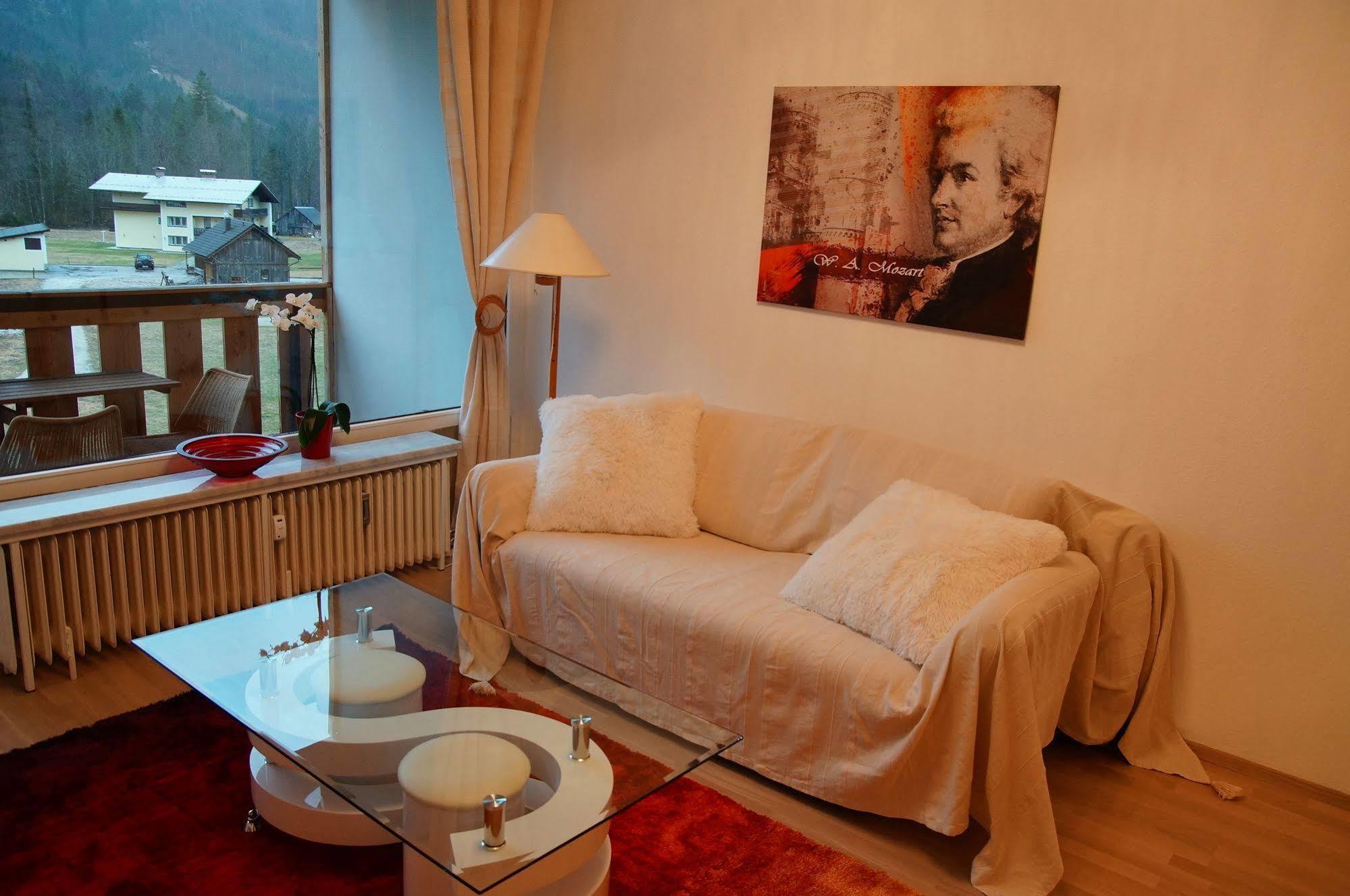 W & S Executive Apartments - Обертраун Экстерьер фото